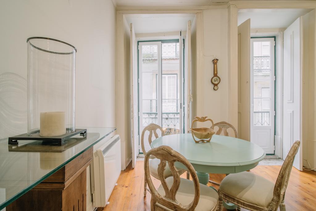 Camoes Deluxe Bairro Alto Daire Lisboa Dış mekan fotoğraf